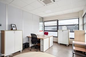 Bureau privatif meublé et lumineux avec fenêtre à Meaux